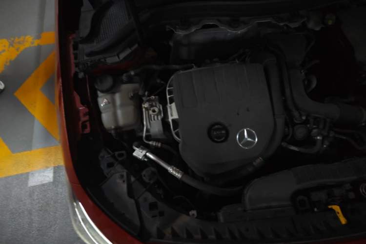 Used Mercedes-Benz B-Class 2021 B 200 Fashion Model Engine Bay Right