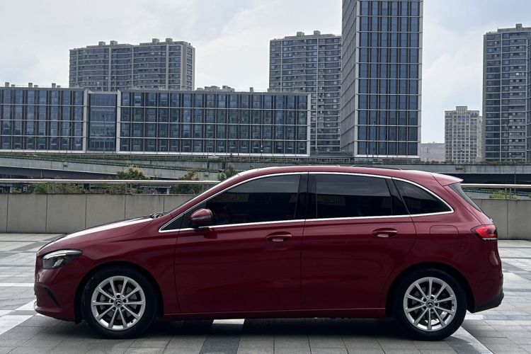 Used Mercedes-Benz B-Class 2021 B 200 Fashion Model Exterior 3