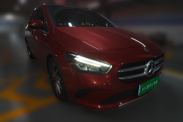 Used Mercedes-Benz B-Class 2021 B 200 Fashion Model Front Right 45 Deg