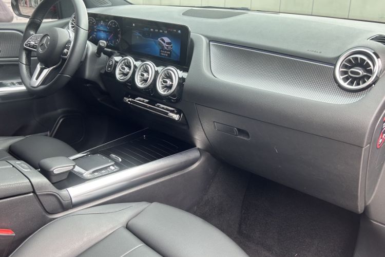 Used Mercedes-Benz B-Class 2021 B 200 Fashion Model Interior 6