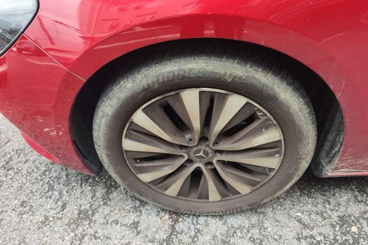 Used Mercedes-Benz B-Class 2021 B 200 Sport Edition Left Front Wheel Hub