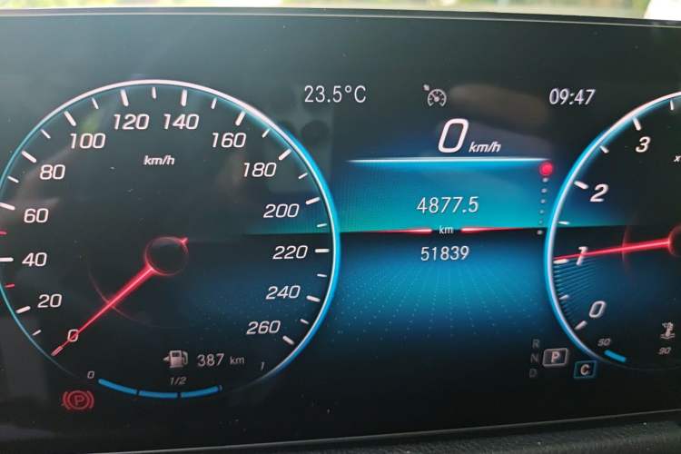Used Mercedes-Benz B-Class 2021 B 200 Sport Edition Odometer Close Up