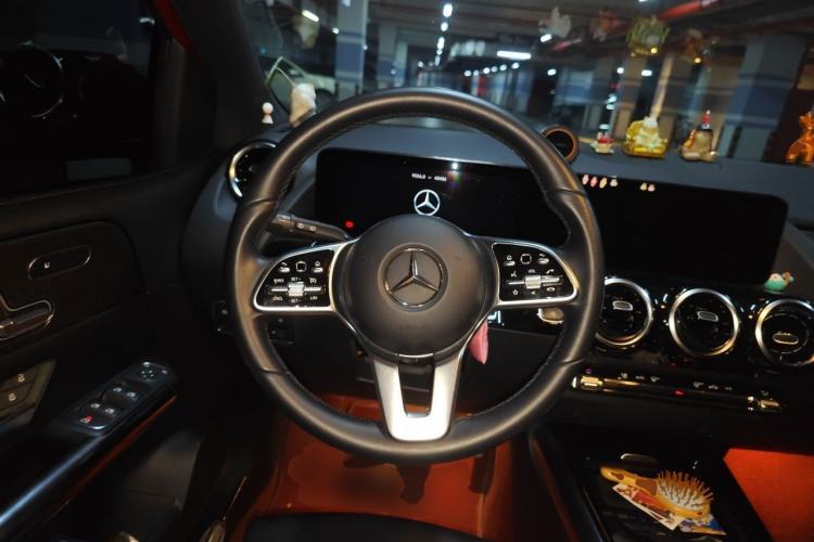 Used Mercedes-Benz B-Class 2021 B 200 Fashion Model Steering Wheel