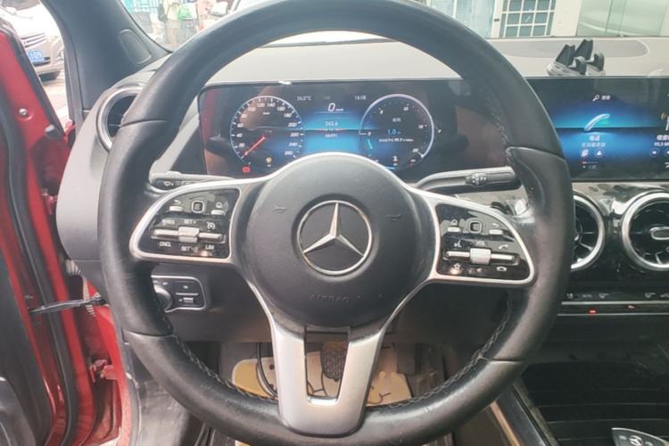 Used Mercedes-Benz B-Class 2021 B 200 Sport Edition Steering Wheel
