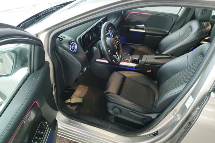 Used Mercedes-Benz B-Class 2021 B 200 Sport Edition Driver Seat
