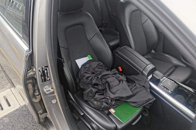 Used Mercedes-Benz B-Class 2021 B 200 Sport Edition Right Front Seat