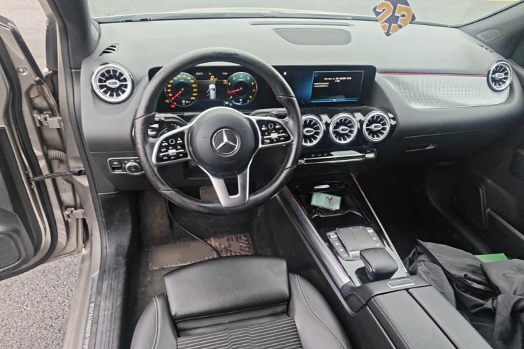 Used Mercedes-Benz B-Class 2021 B 200 Sport Edition Steering Wheel