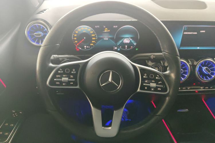Used Mercedes-Benz B-Class 2021 B 200 Sport Edition Steering Wheel