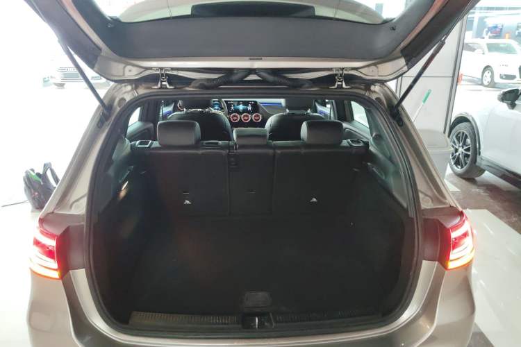 Used Mercedes-Benz B-Class 2021 B 200 Sport Edition Trunk