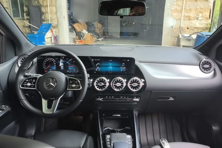 Used Mercedes-Benz B-Class 2021 B 200 Sport Edition Center Console