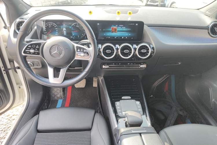 Used Mercedes-Benz B-Class 2021 B 180 Fashion Model Center Console