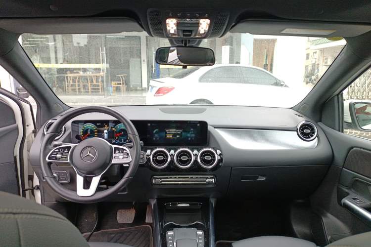 Used Mercedes-Benz B-Class 2021 B 200 Sport Edition Center Console