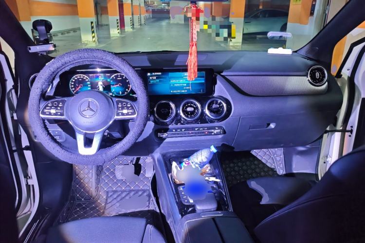 Used Mercedes-Benz B-Class 2021 B 200 Sport Edition Center Console