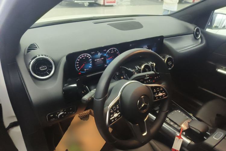 Used Mercedes-Benz B-Class 2021 B 200 Sport Edition Center Console