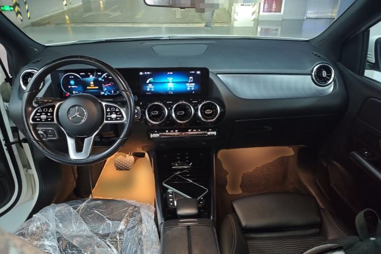 Used Mercedes-Benz B-Class 2021 B 200 Sport Edition Center Console