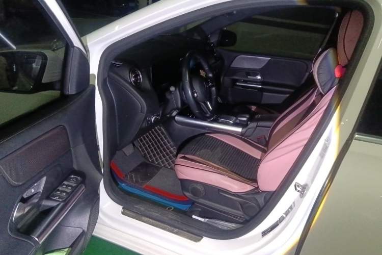 Used Mercedes-Benz B-Class 2021 B 200 Sport Edition Driver Seat