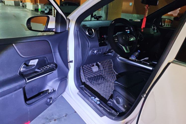 Used Mercedes-Benz B-Class 2021 B 200 Sport Edition Driver Seat