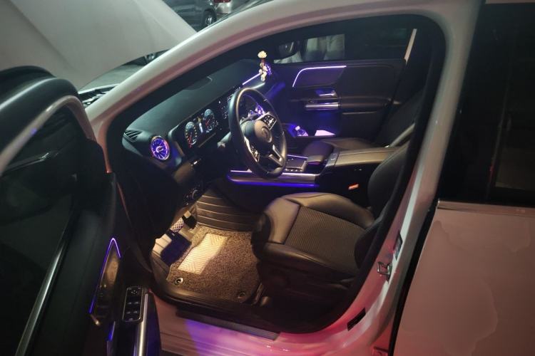 Used Mercedes-Benz B-Class 2021 B 200 Sport Edition Driver Seat