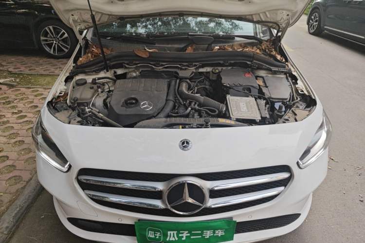 Used Mercedes-Benz B-Class 2021 B 180 Fashion Model Engine Bay
