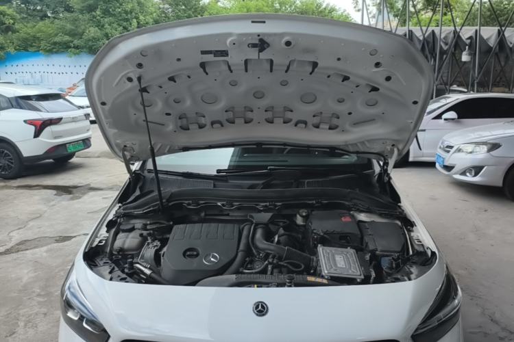 Used Mercedes-Benz B-Class 2021 B 200 Sport Edition Engine Bay