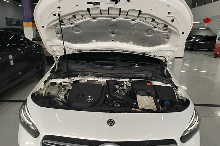 Used Mercedes-Benz B-Class 2021 B 200 Sport Edition Engine Bay