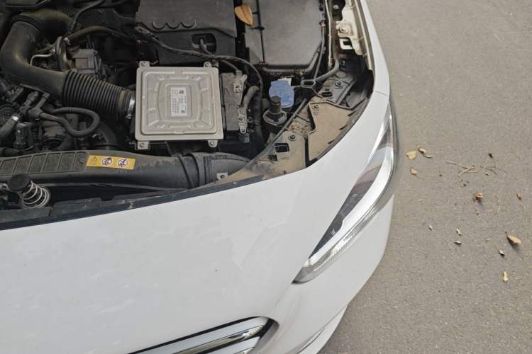 Used Mercedes-Benz B-Class 2021 B 180 Fashion Model Engine Bay Left