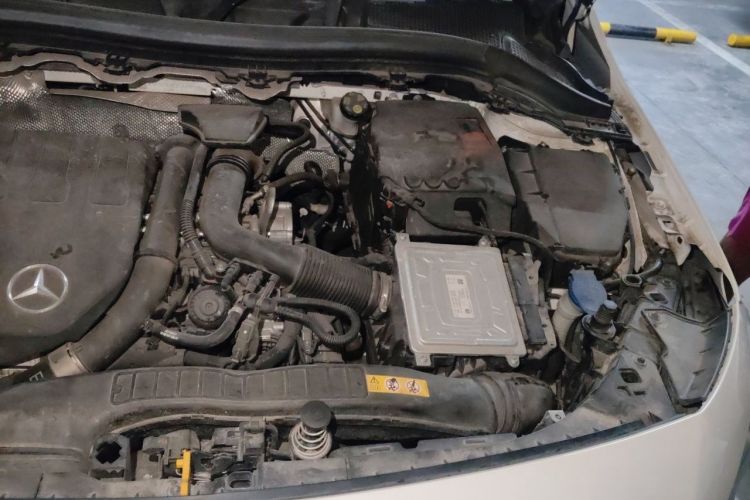 Used Mercedes-Benz B-Class 2021 B 180 Fashion Model Engine Bay Left