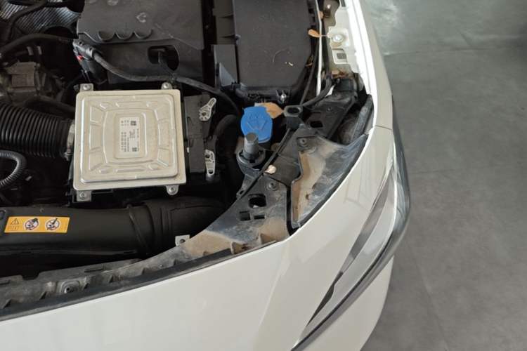 Used Mercedes-Benz B-Class 2021 B 180 Fashion Model Engine Bay Left