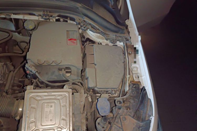 Used Mercedes-Benz B-Class 2021 B 200 Sport Edition Engine Bay Left