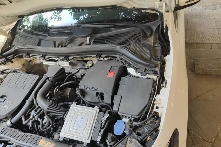 Used Mercedes-Benz B-Class 2021 B 200 Fashion Model Engine Bay Left