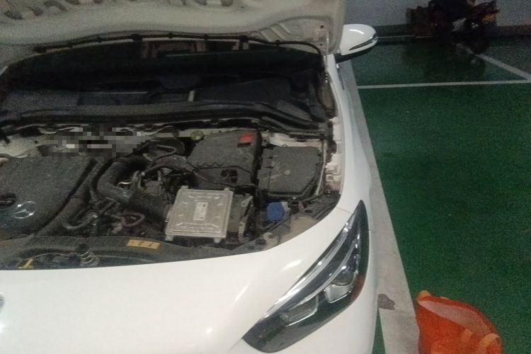 Used Mercedes-Benz B-Class 2021 B 200 Sport Edition Engine Bay Left