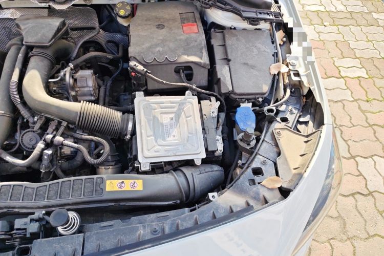 Used Mercedes-Benz B-Class 2021 B 200 Sport Edition Engine Bay Left