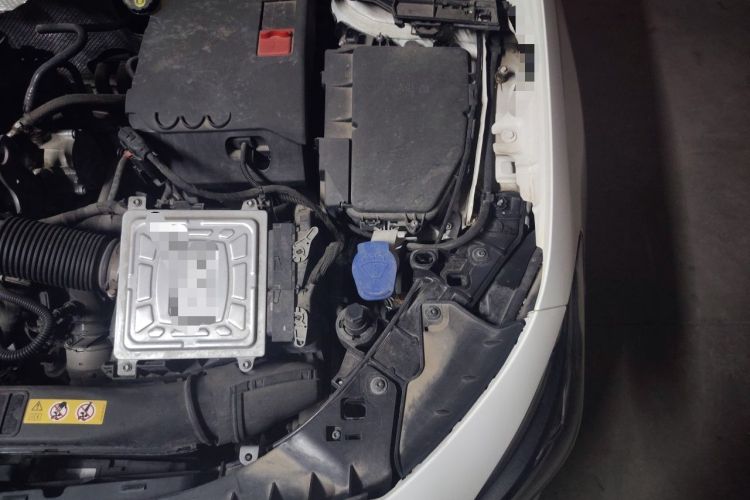 Used Mercedes-Benz B-Class 2021 B 200 Sport Edition Engine Bay Left
