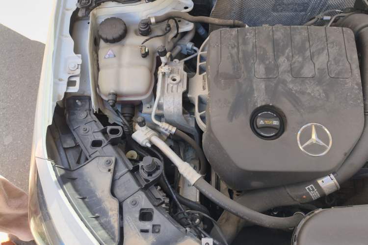 Used Mercedes-Benz B-Class 2021 B 200 Sport Edition Engine Bay Right