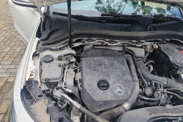 Used Mercedes-Benz B-Class 2021 B 200 Fashion Model Engine Bay Right