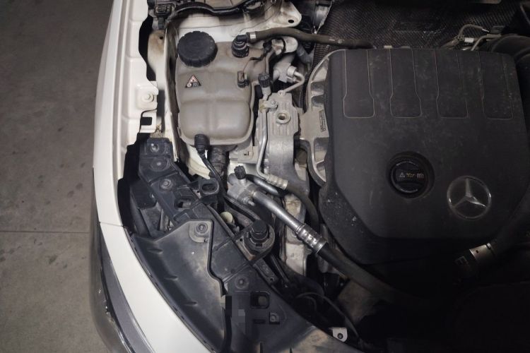 Used Mercedes-Benz B-Class 2021 B 200 Sport Edition Engine Bay Right