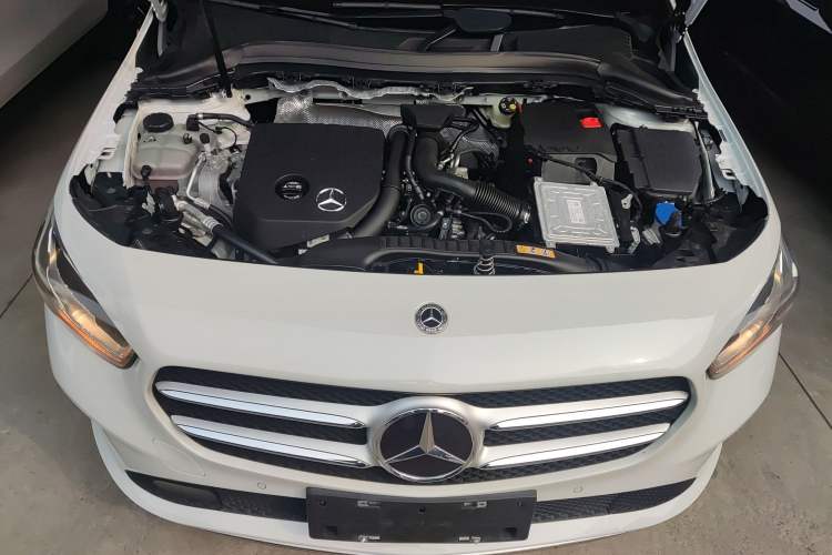 Used Mercedes-Benz B-Class 2021 B 180 Fashion Model Engine Bay