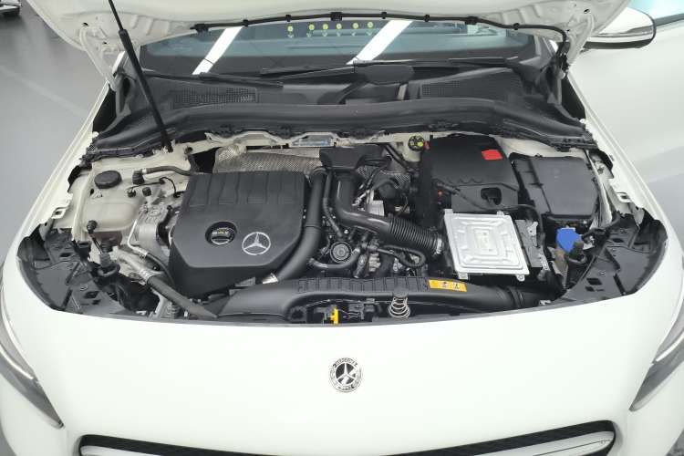 Used Mercedes-Benz B-Class 2021 B 200 Fashion Model Engine Bay