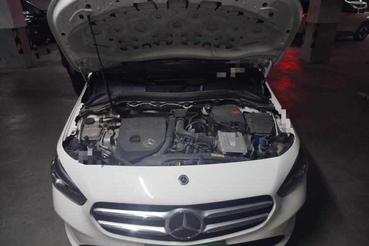 Used Mercedes-Benz B-Class 2021 B 200 Sport Edition Engine Bay