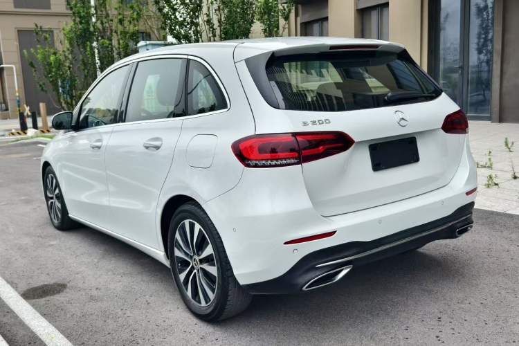 Used Mercedes-Benz B-Class 2021 B 200 Sport Edition Exterior 1
