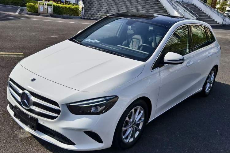 Used Mercedes-Benz B-Class 2021 B 200 Fashion Model Exterior 1