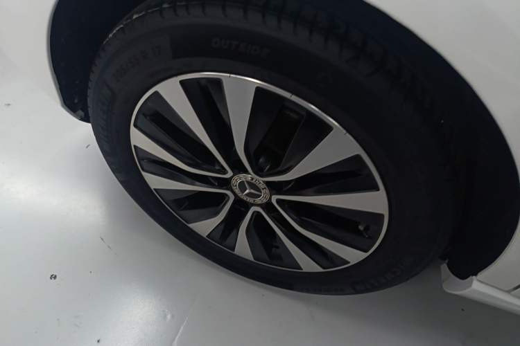 Used Mercedes-Benz B-Class 2021 B 200 Sport Edition Exterior 3