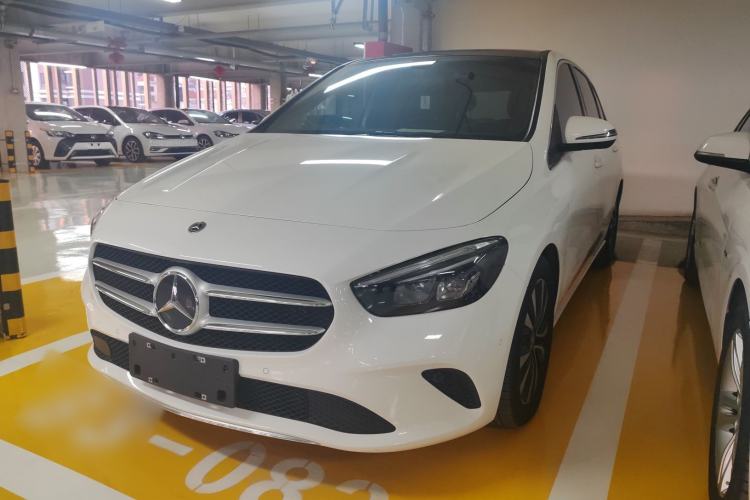 Used Mercedes-Benz B-Class 2021 B 200 Sport Edition Exterior 3