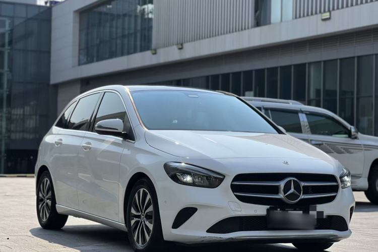 Used Mercedes-Benz B-Class 2021 B 200 Sport Edition Exterior 4