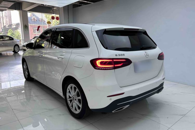 Used Mercedes-Benz B-Class 2021 B 200 Fashion Model Exterior 4