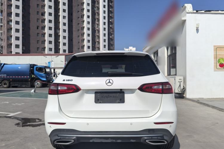 Used Mercedes-Benz B-Class 2021 B 180 Fashion Model Exterior 4