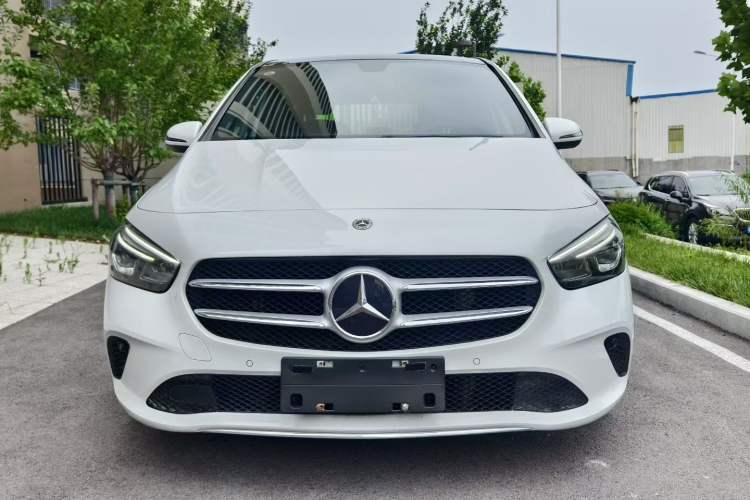 Used Mercedes-Benz B-Class 2021 B 200 Sport Edition Exterior 4