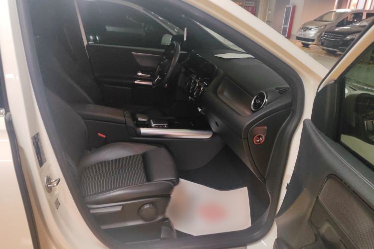 Used Mercedes-Benz B-Class 2021 B 200 Sport Edition Exterior 4