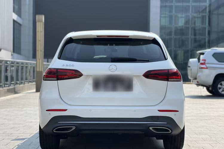 Used Mercedes-Benz B-Class 2021 B 200 Sport Edition Exterior 5