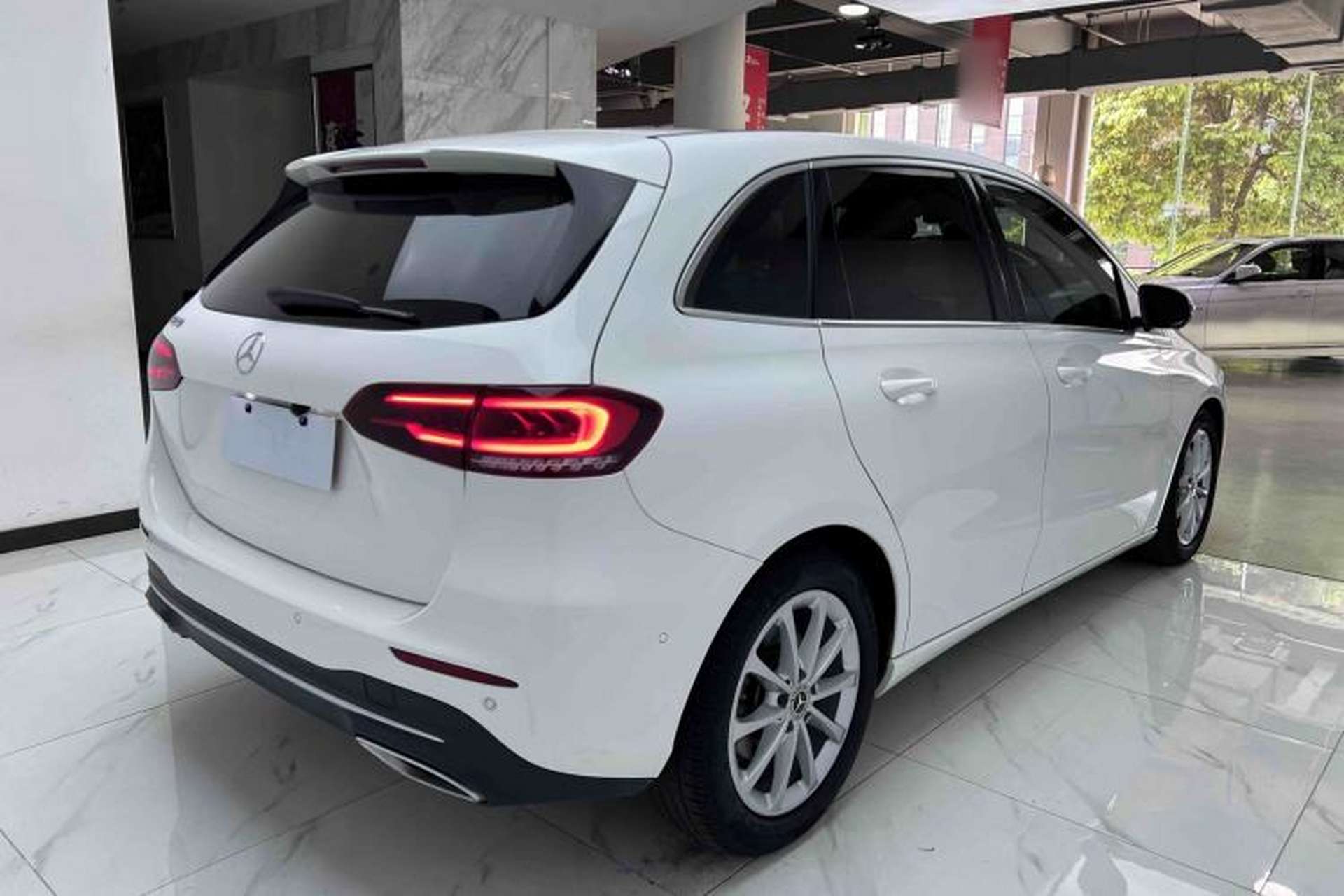 Used Mercedes-Benz B-Class 2021 B 200 Fashion Model Exterior 6